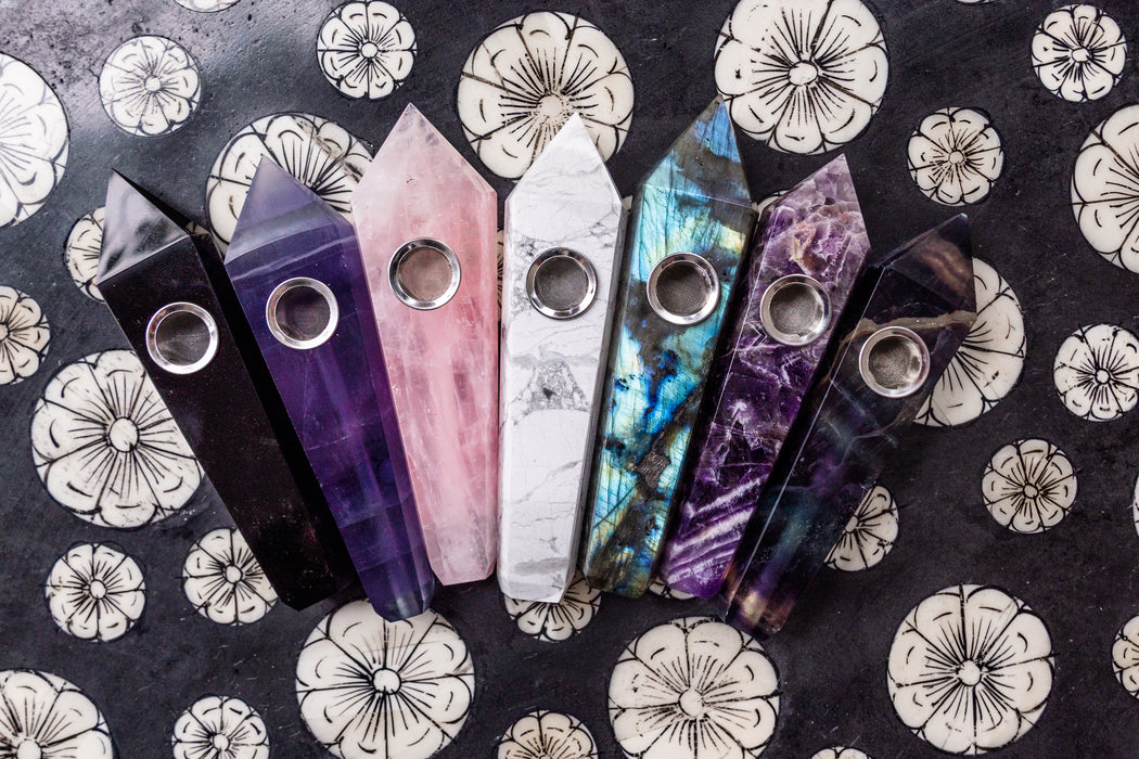 White Turquoise Gemstone Smoking Pipes | Natural Stone Pipes For Smoking | Gift Box, Extra Screens, Pipe Cleaner | Crystal, Quartz Stone Pipes