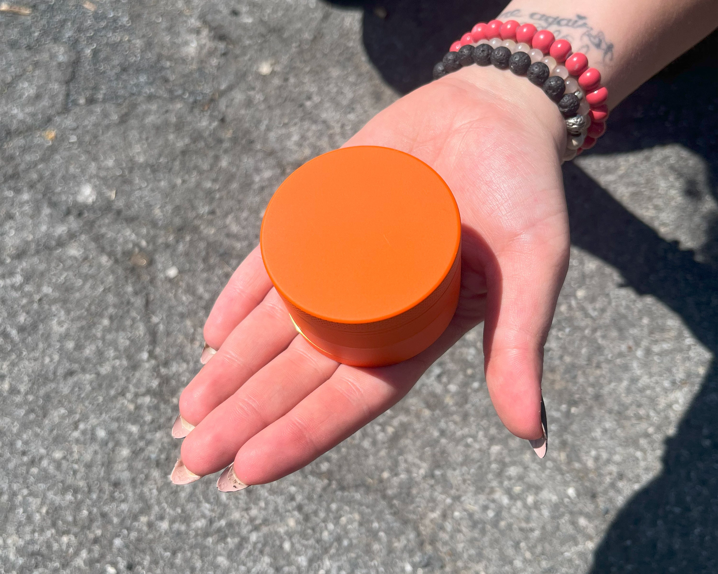  Herb Grinder