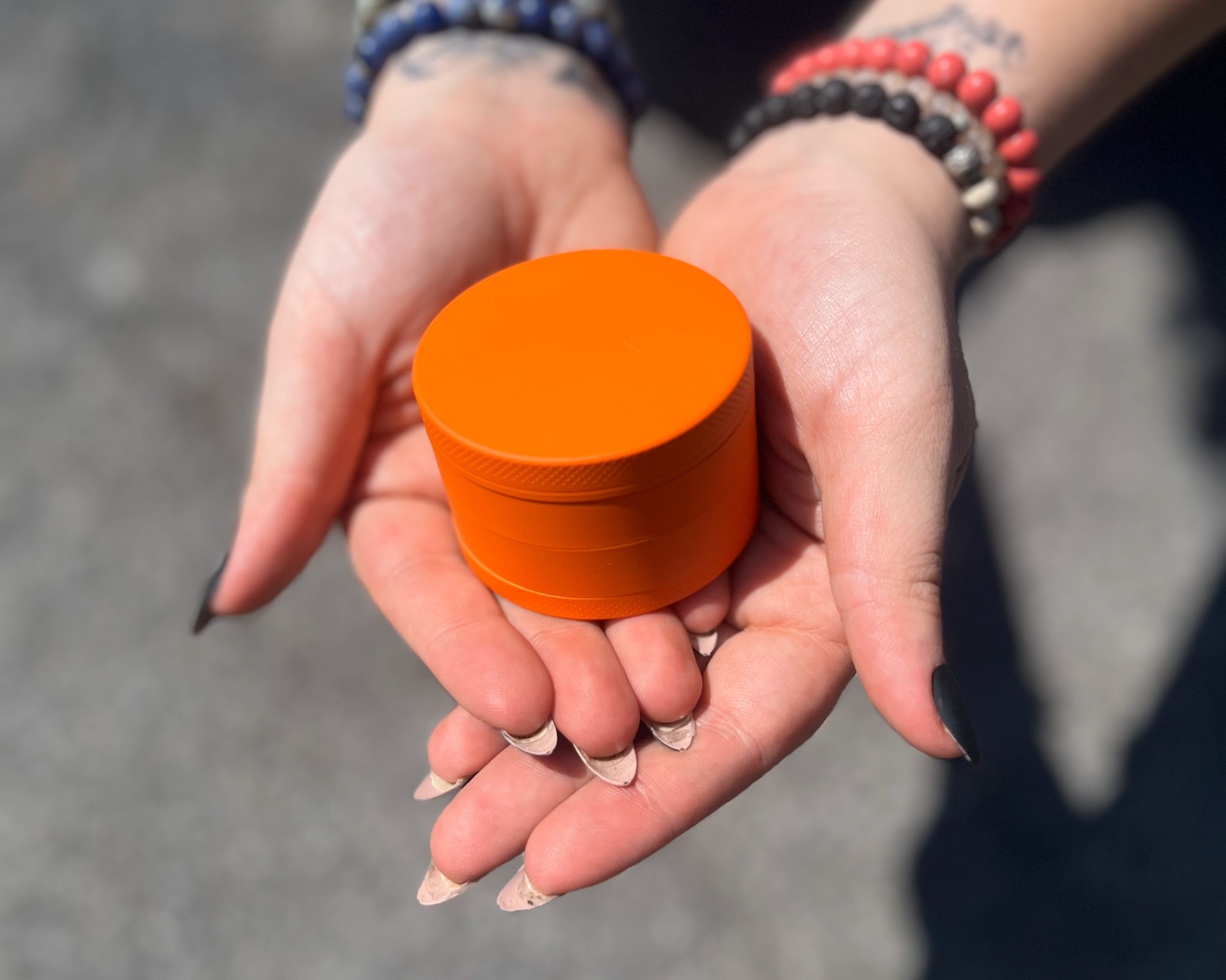  Herb Grinder