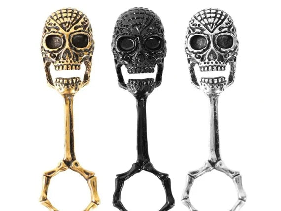 Skull & Bone Cigarette Holder For Your Finger, Cigarette Holder, Manly Skull Cigarette Holder For Fingers, Cigarette Holder For Smoking