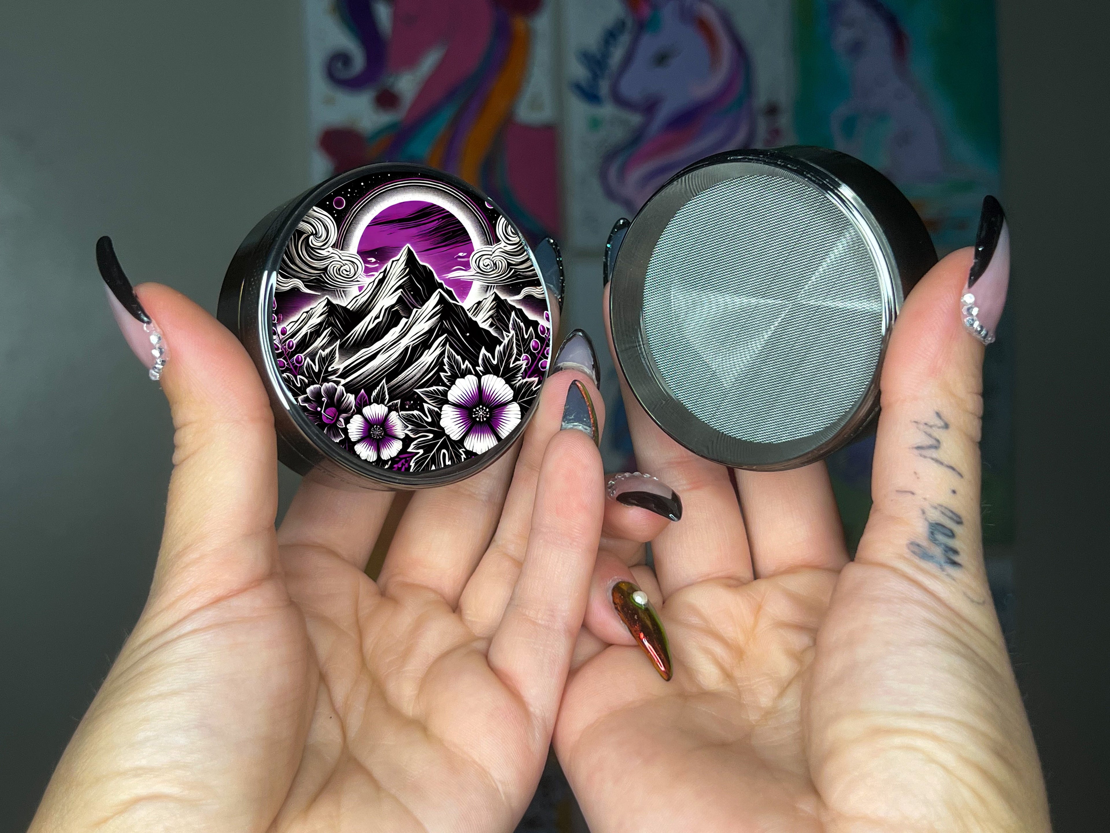 Mountain Design, Girly Purple Mountain Extra Large 5 Piece Spice Herb Grinder