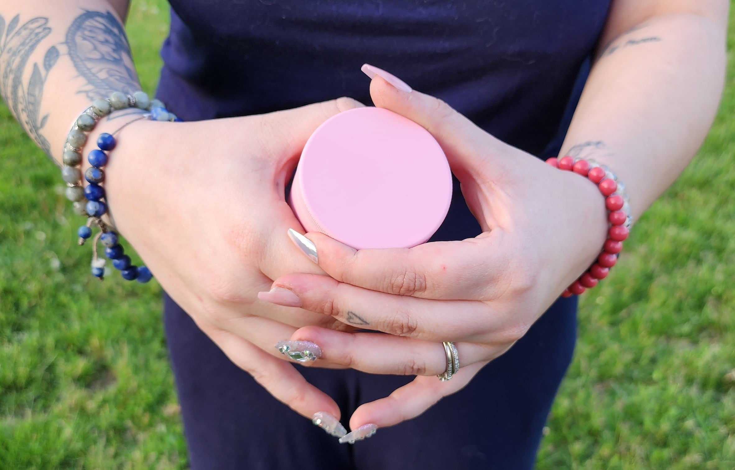 Matte Finish Rubberized Grinders, X-Large Comfortable Grip Herb Grinder