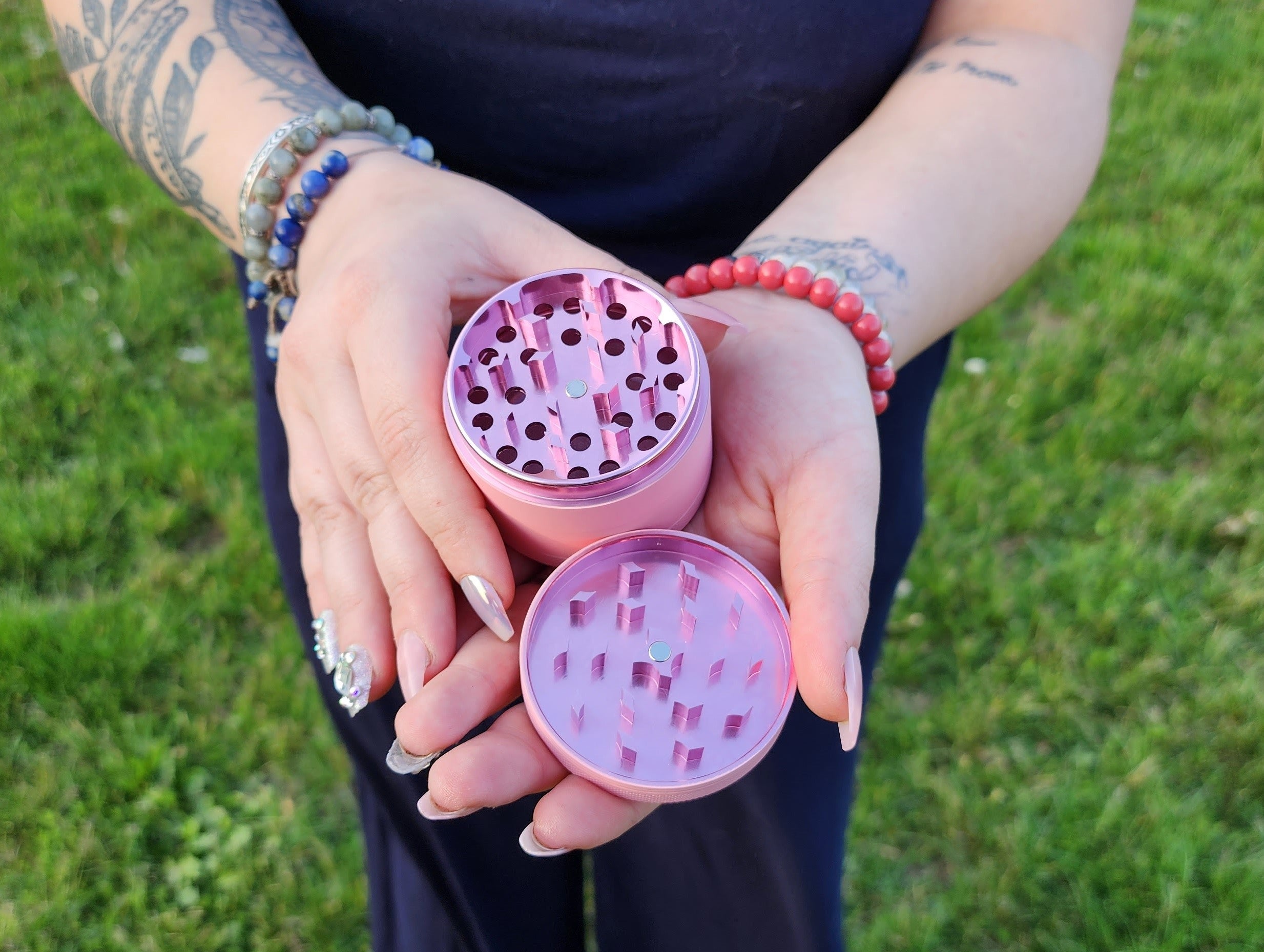 Matte Finish Rubberized Grinders, X-Large Comfortable Grip Herb Grinder