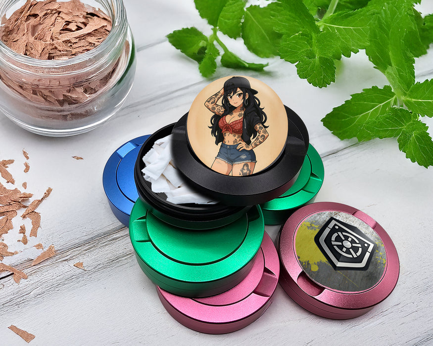 Snus Storage Case Anime Retro Pin-Up Girl with Long Hair and Tattoos Black