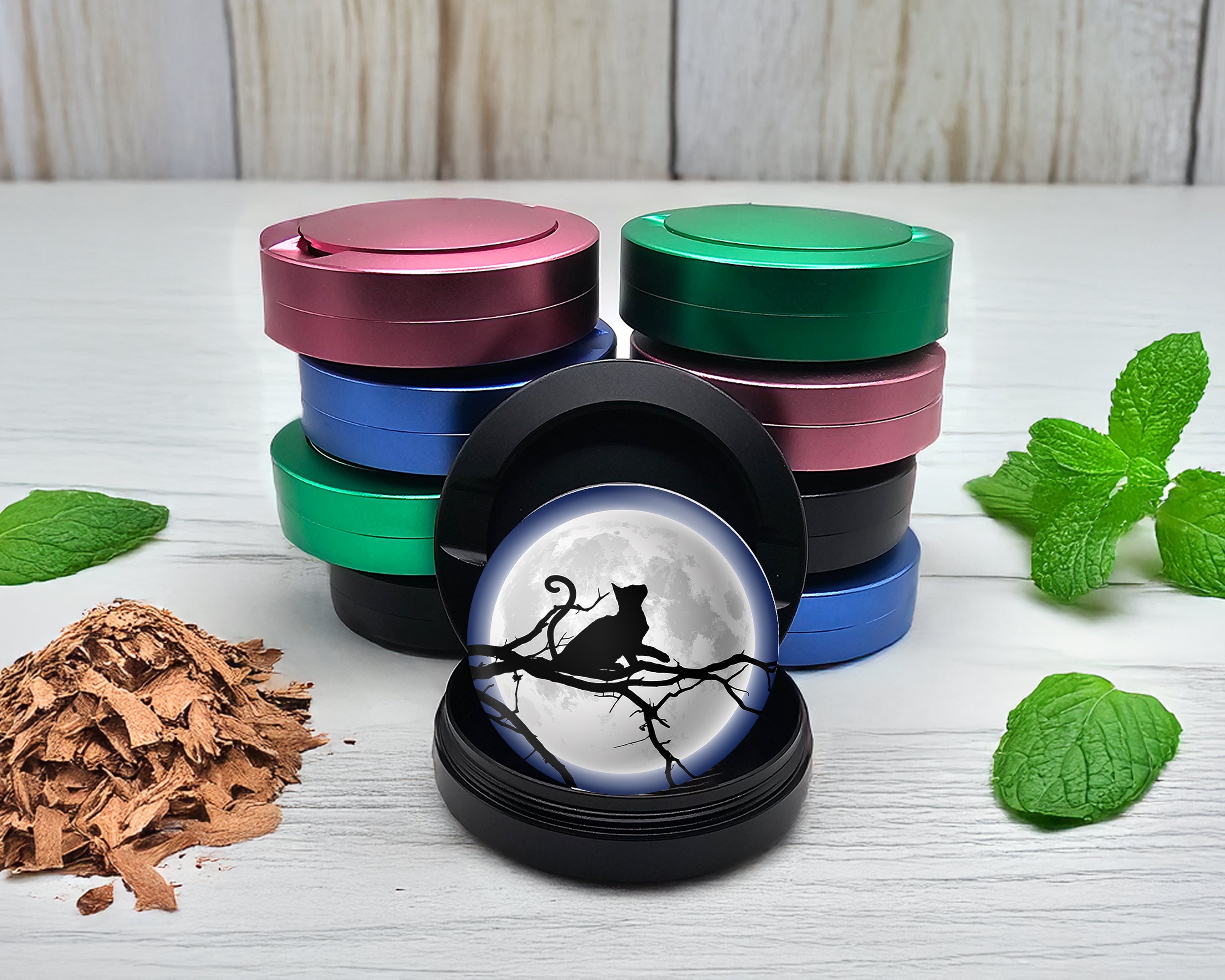 Snus Storage Case Cat With Full Moon Grinder Black