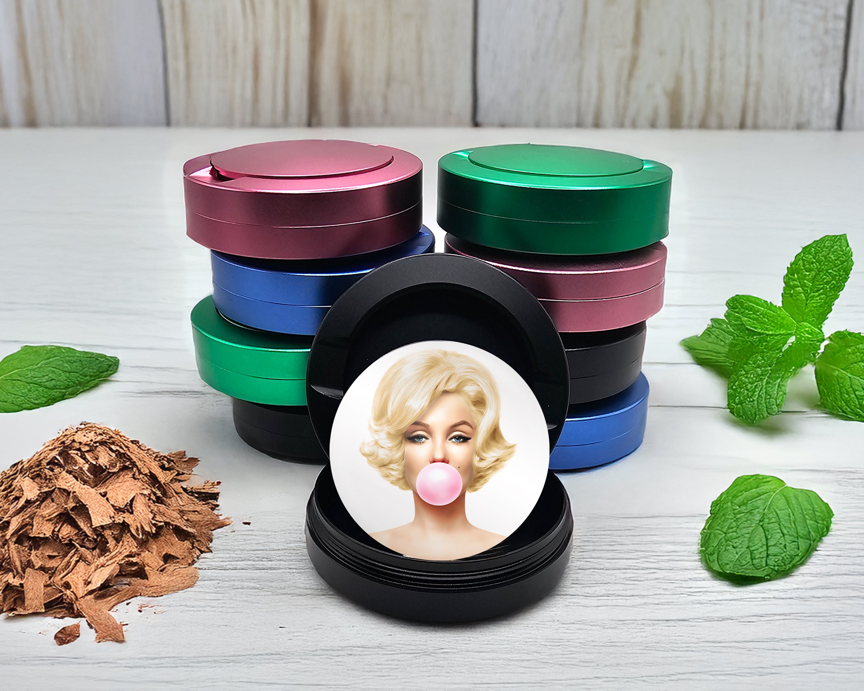 Snus Storage Case Marilyn Monroe with Pink Bubble Gum Black