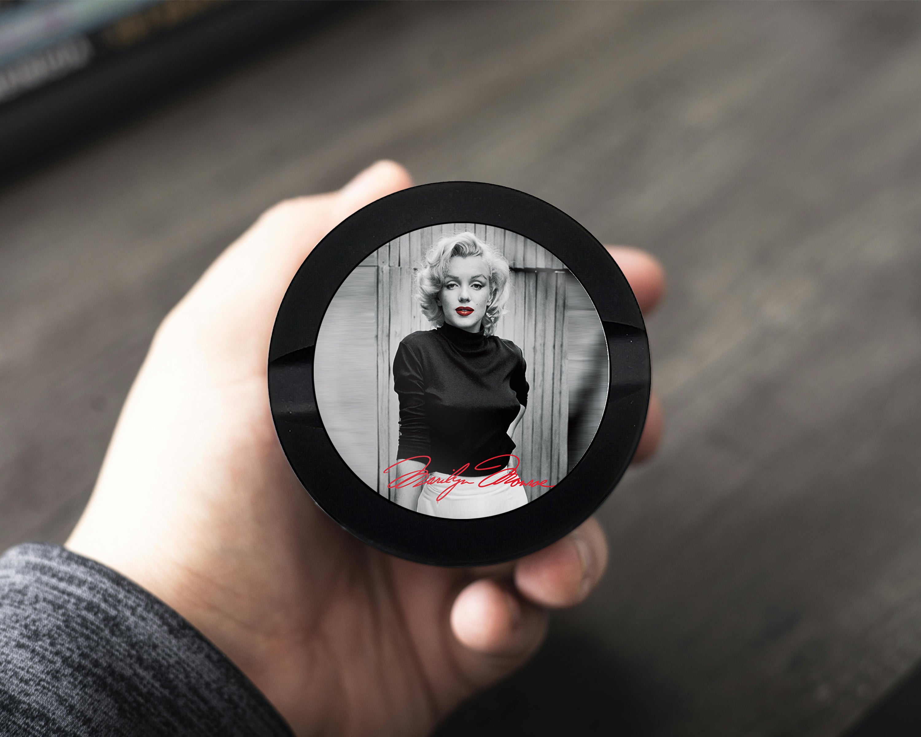 Marilyn Monroe Signature Snus Storage Case Bottle Opener