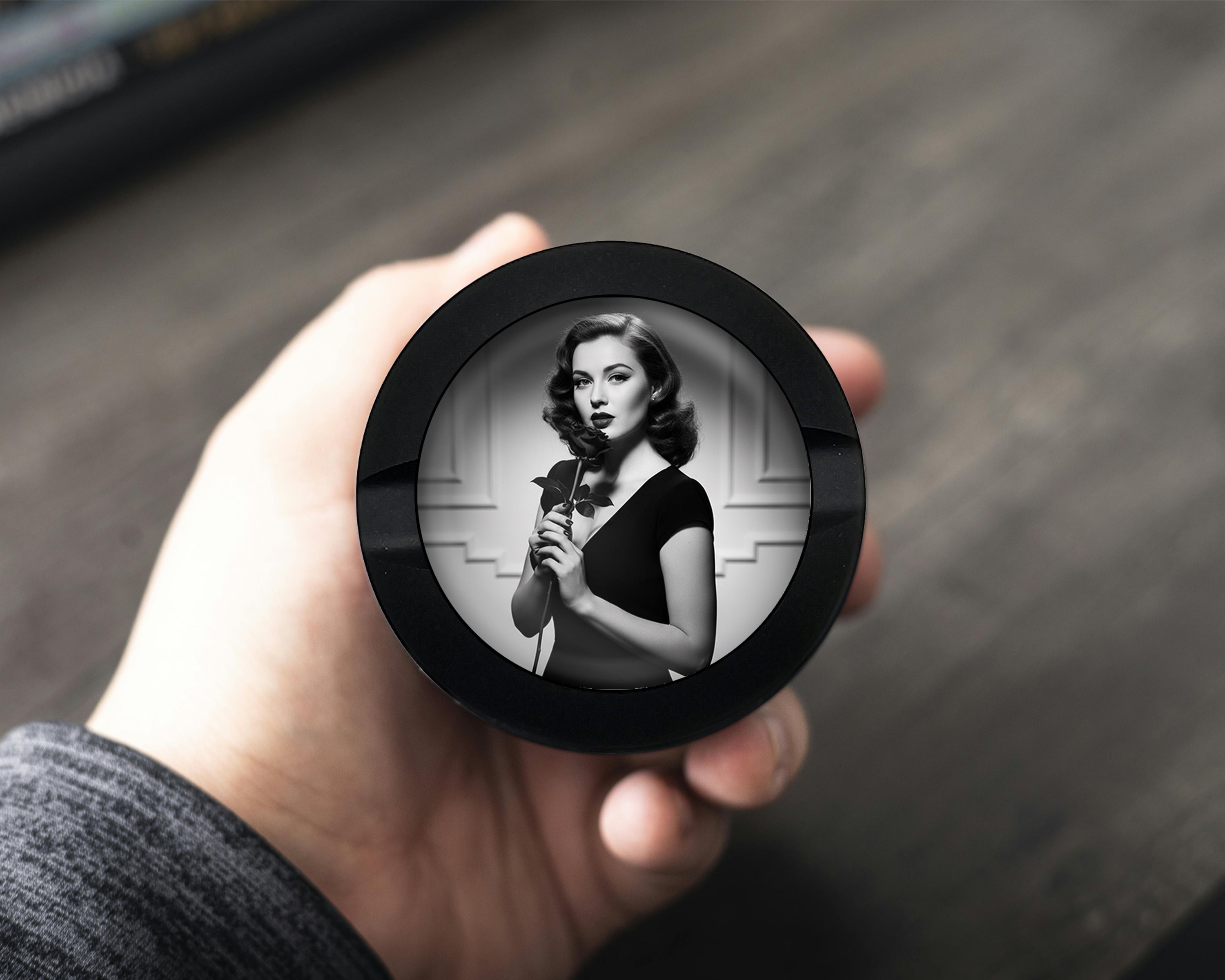 Noir Rose Vintage Elegance Snus Storage Case Bottle Opener
