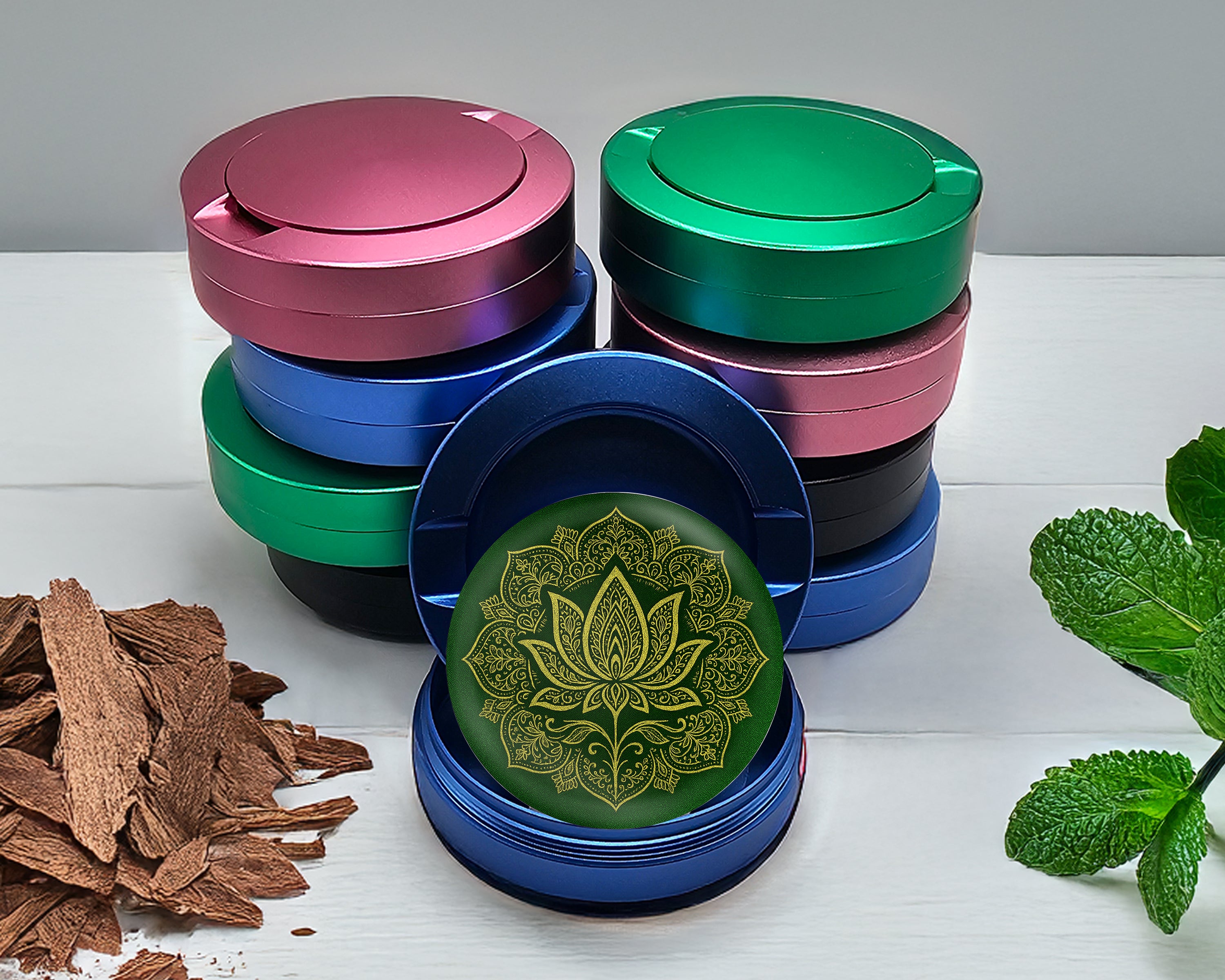 Golden Lotus Blossom Snus Storage Case Blue
