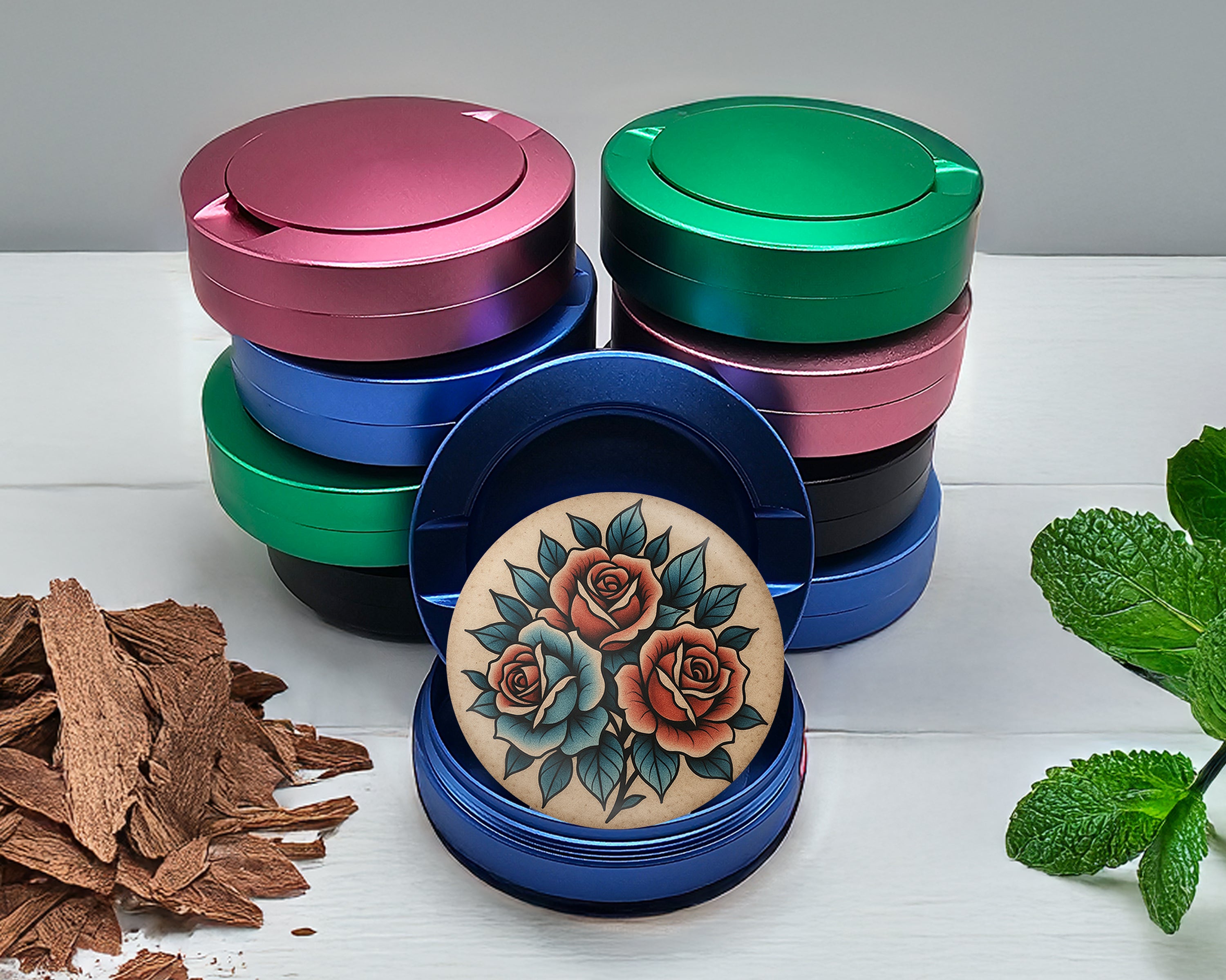 Traditional Red Rose Tattoo Design on Beige Snus Storage Case Blue