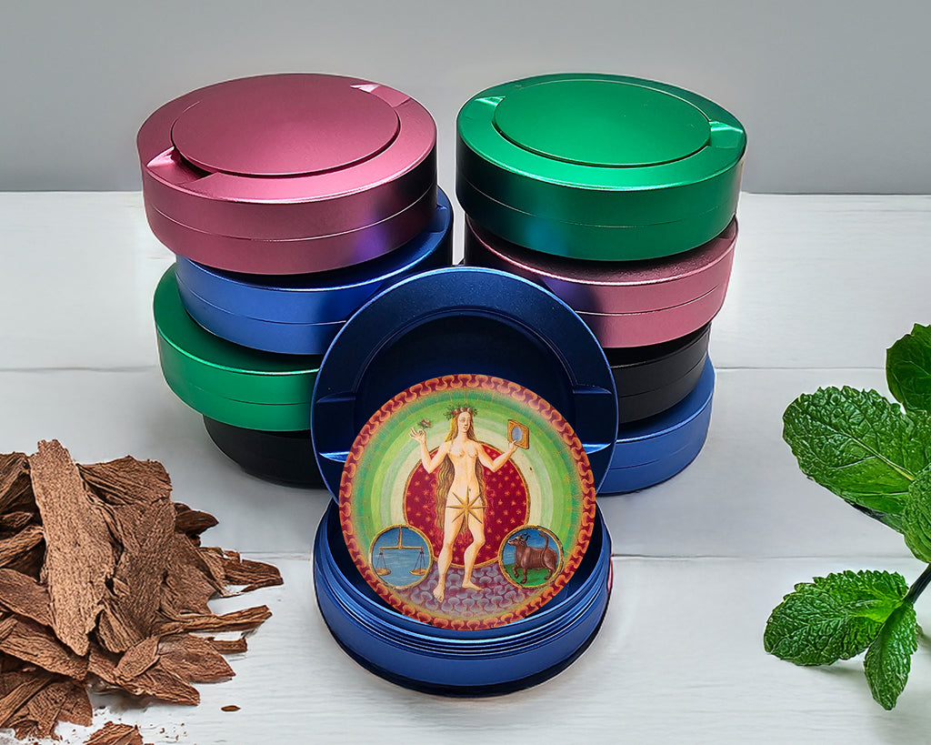 Medieval Venus Planetary Zodiac Snus Storage Case Blue