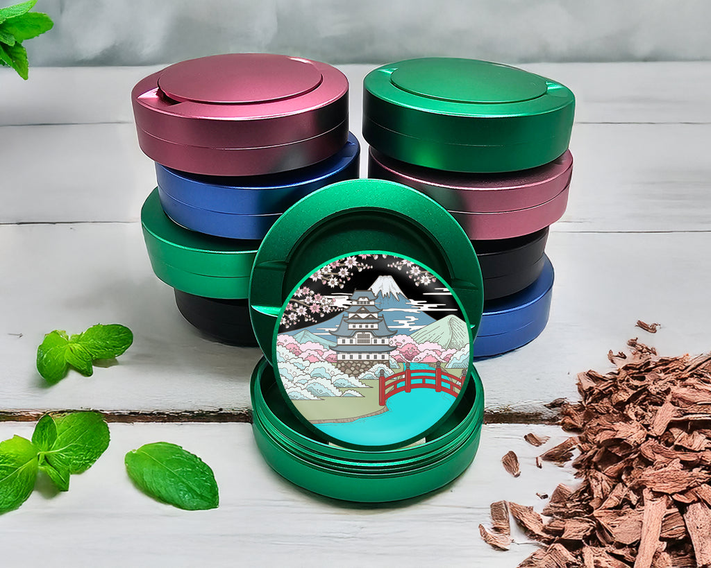 Green Japanese Style Traditional Landscape Sakura Snus Storage Case