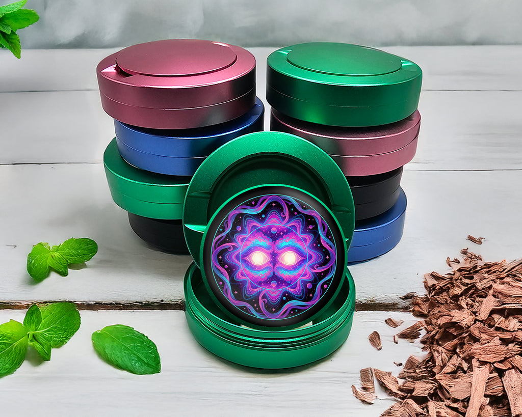 Green Psychedelic Cosmic Sun Face Snus Storage Case