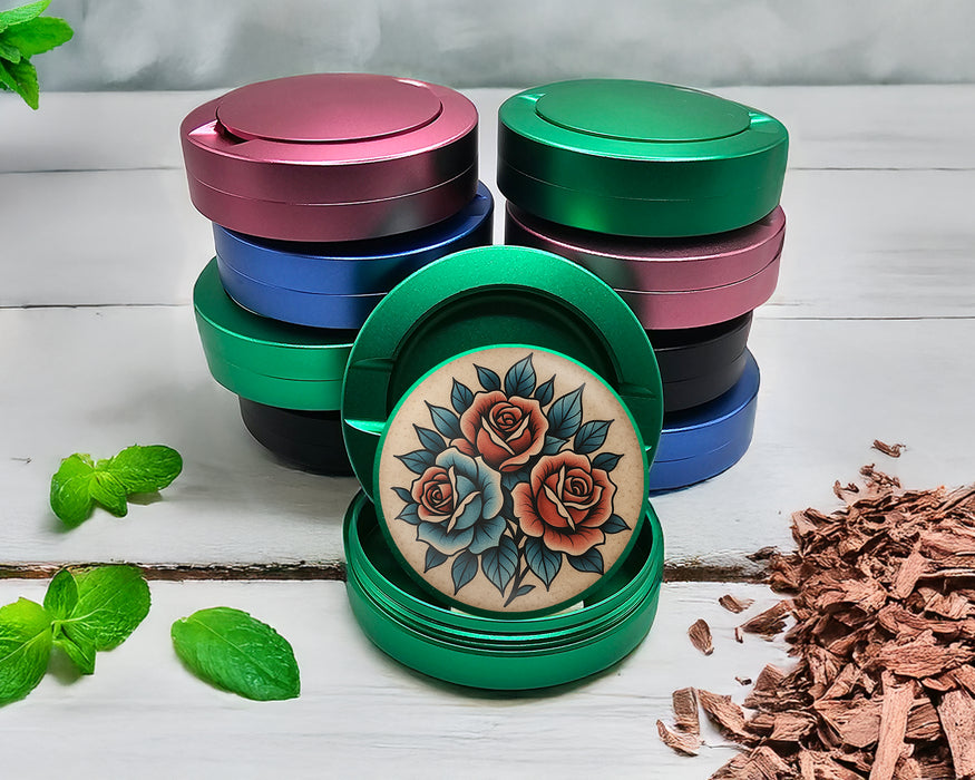 Green Traditional Red Rose Tattoo Design on Beige Snus Storage Case