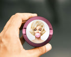 Marilyn Monroe with Pink Bubble Gum Snus Storage Case Pink