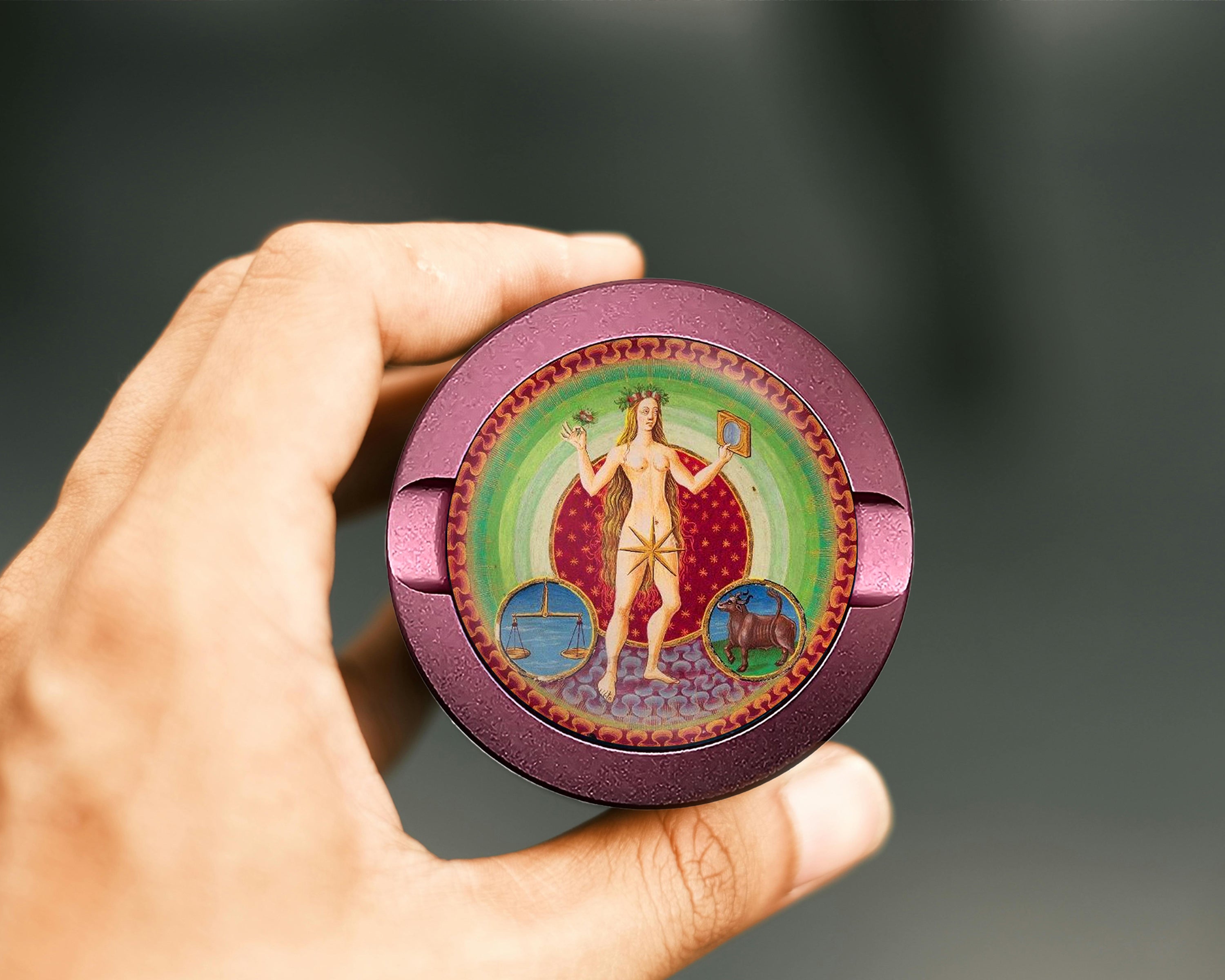 Medieval Venus Planetary Zodiac Snus Storage Case Pink