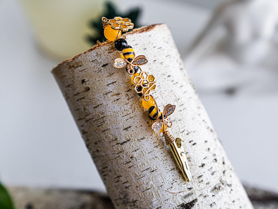 Honey bee wand cigarette holder with yellow and black bead design